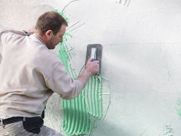 LIQUID PORE Mineraldämmplatten - Anbringung an die Wand